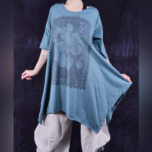 Blue Fish Origami Tunic La Mer - NWT! - Picture 3 of 6